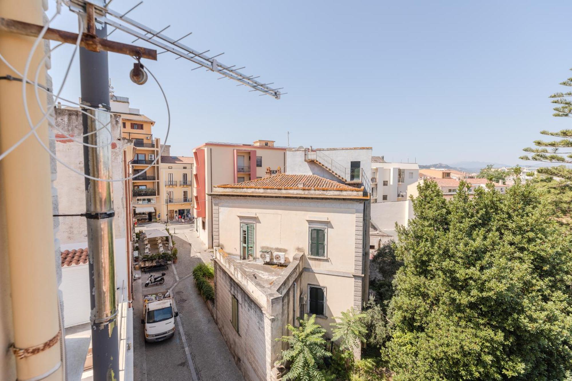Apartment Casa San Giovanni -in Pieno Centro Storico- Olbia